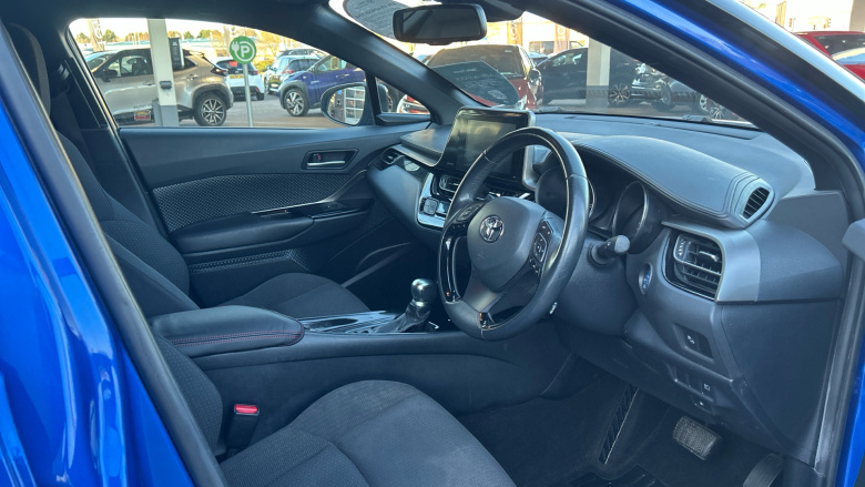 Toyota C-HR 1.8 Hybrid Dynamic 5dr CVT Hybrid Hatchback